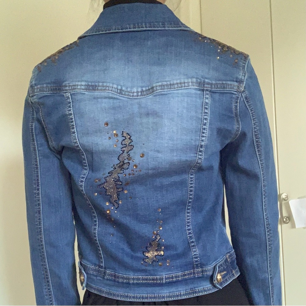Vintage gold button embellished crop denim jean jacket - Picture 6 of 9